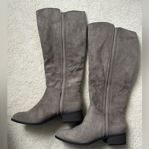 NWOT gray knee length boots
